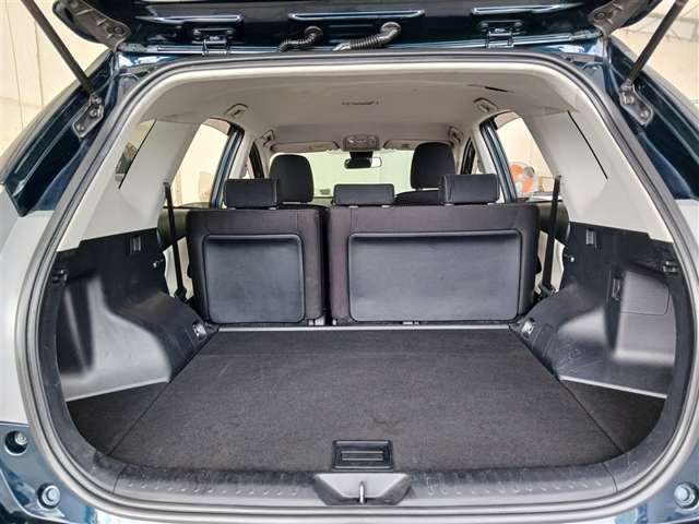 トヨタ プリウスα