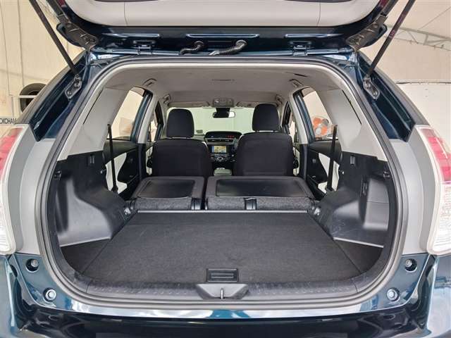 トヨタ プリウスα