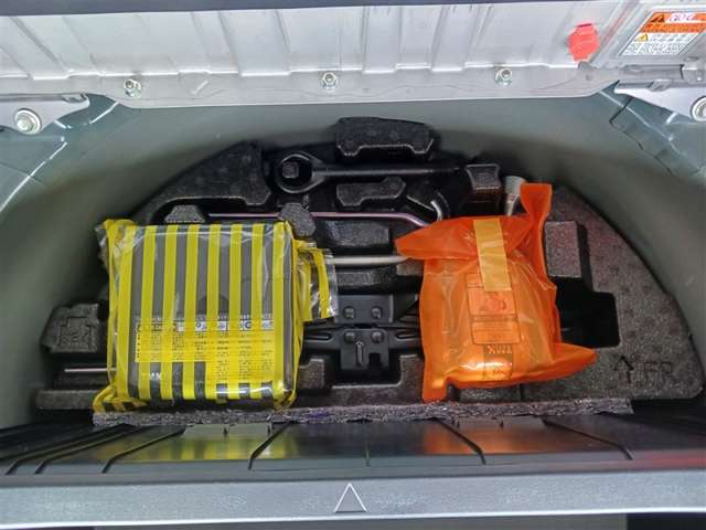 トヨタ プリウスα