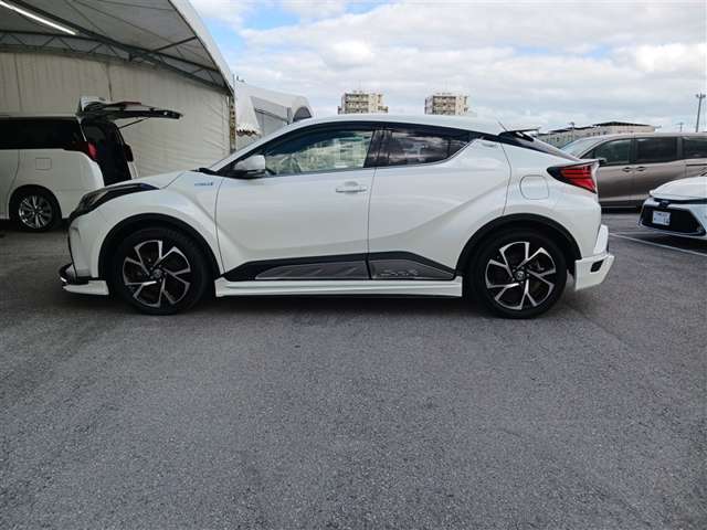 トヨタ C-HR