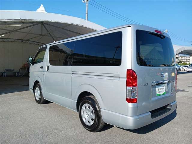 トヨタ ハイエースバン