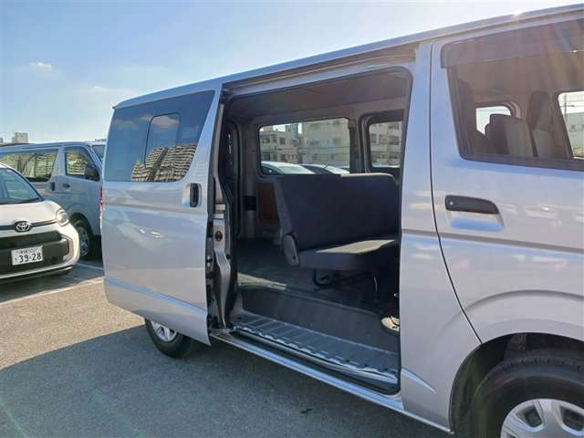 トヨタ ハイエースバン