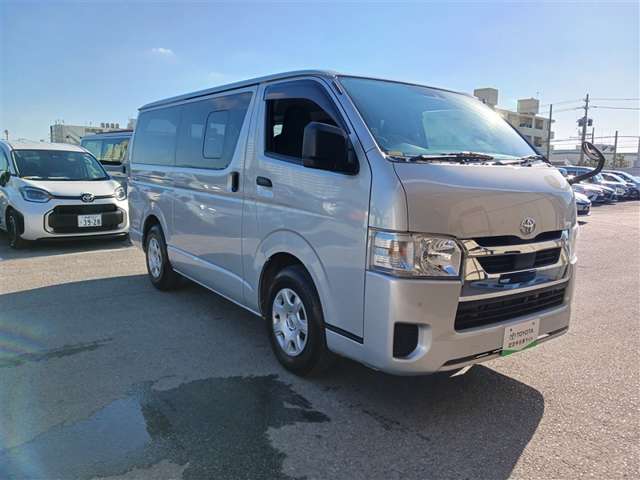 トヨタ ハイエースバン
