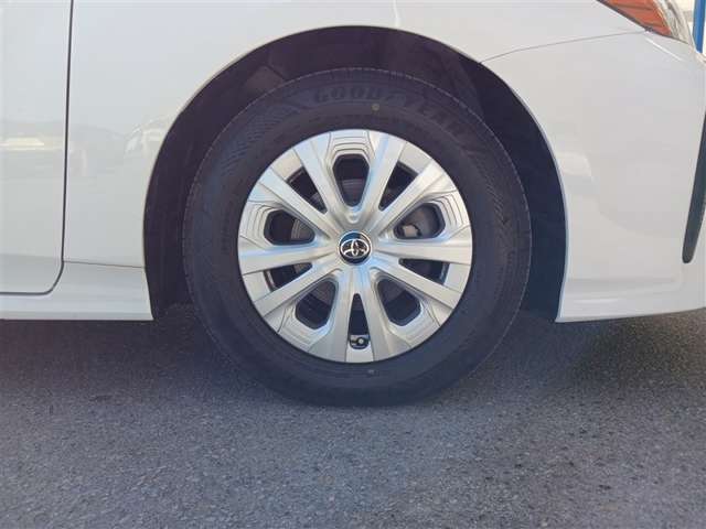 トヨタ プリウス