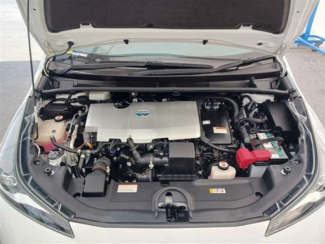 トヨタ プリウス