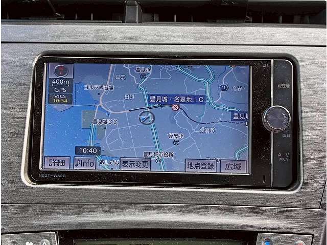 トヨタ プリウス