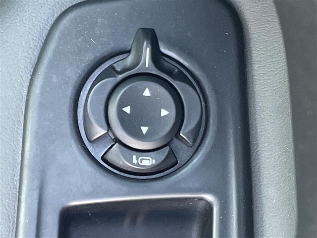 ジープ レネゲード