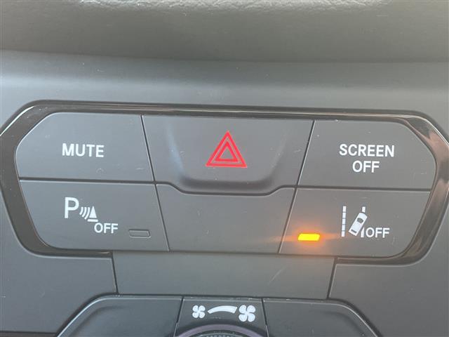 ジープ レネゲード