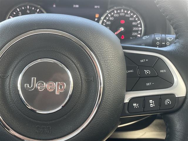 ジープ レネゲード