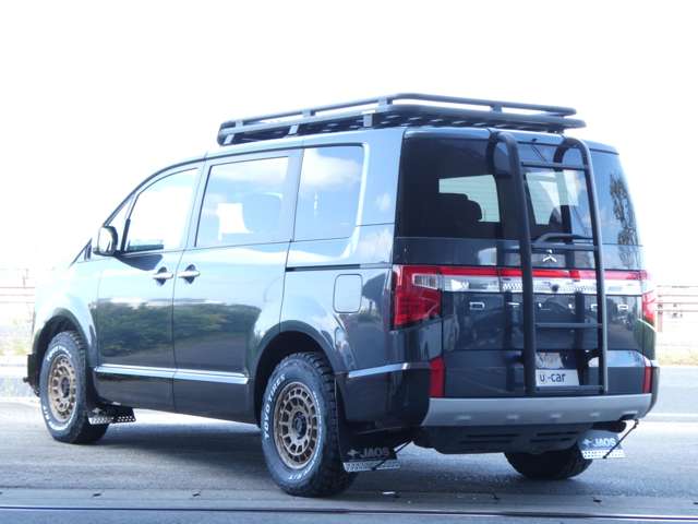 三菱 デリカD：5