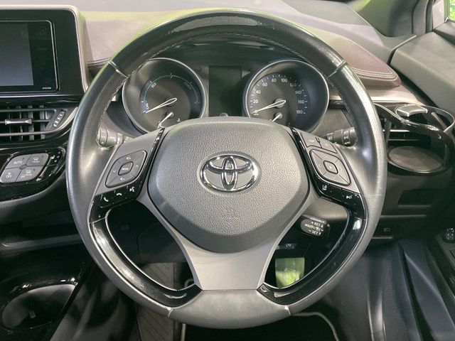 トヨタ C-HR