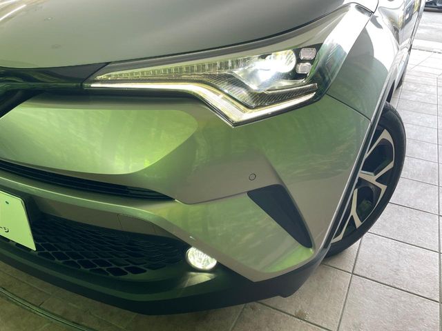 トヨタ C-HR