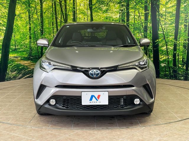 トヨタ C-HR