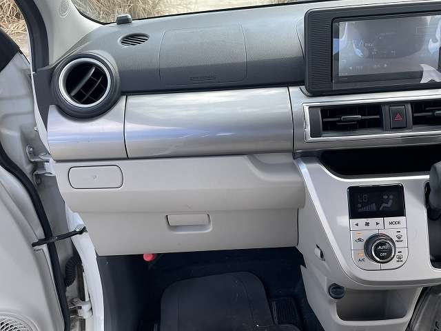 ダイハツ キャスト