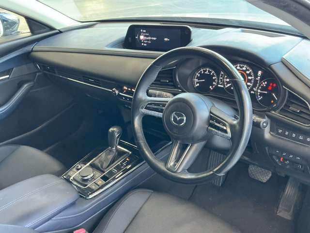 マツダ CX-30