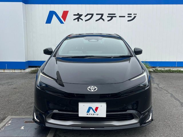 トヨタ プリウス