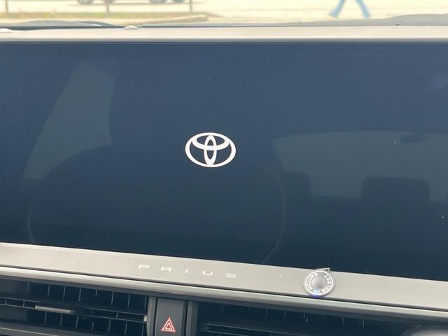 トヨタ プリウス