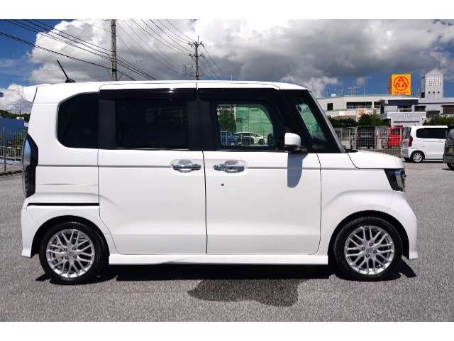 ホンダ N-BOX
