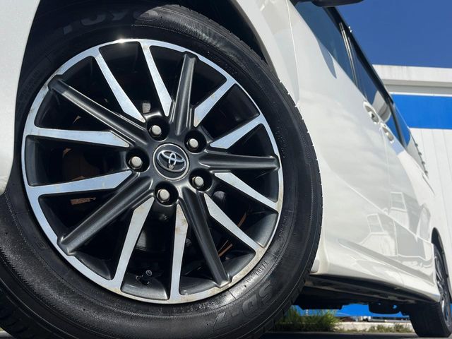 トヨタ ヴォクシー