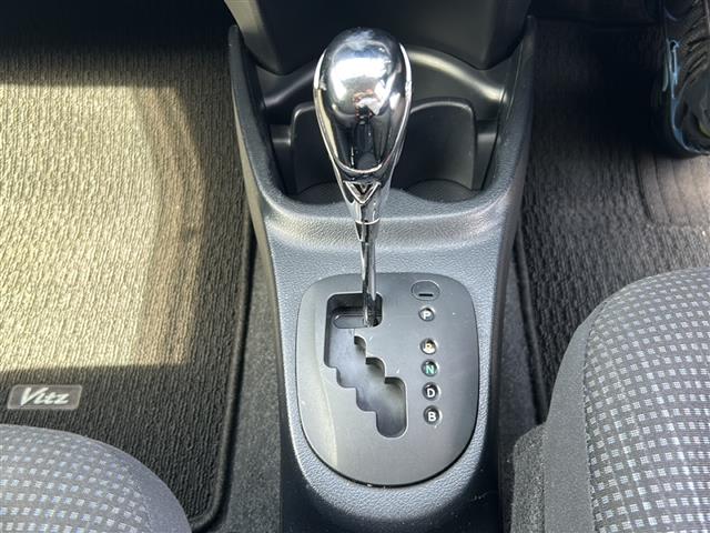 トヨタ ヴィッツ