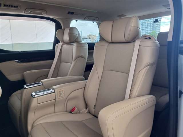 トヨタ アルファード