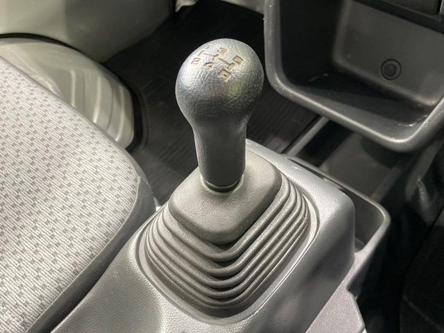 日産 NT100クリッパー