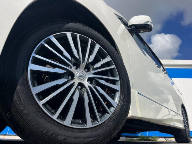 日産 エルグランド