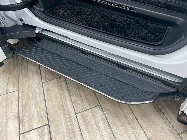 トヨタ ヴェルファイア