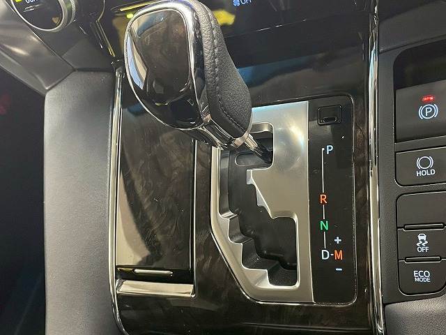 トヨタ アルファード