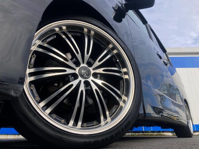 トヨタ ヴェルファイア