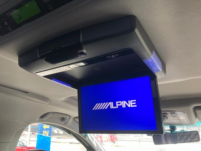 トヨタ ヴェルファイア