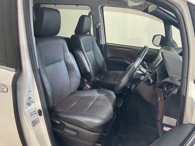 トヨタ エスクァイア