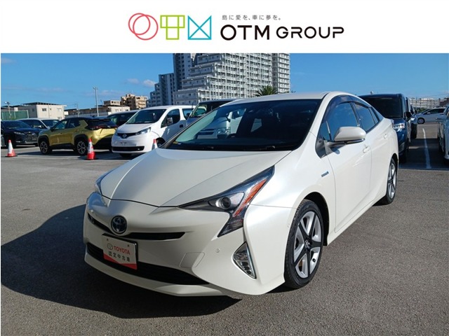 トヨタ プリウス