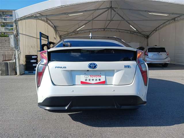 トヨタ プリウス