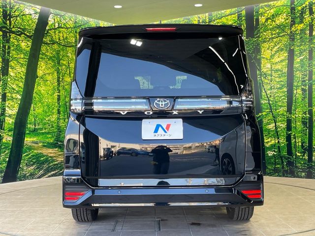 トヨタ ヴォクシー