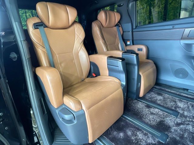 トヨタ ヴェルファイア