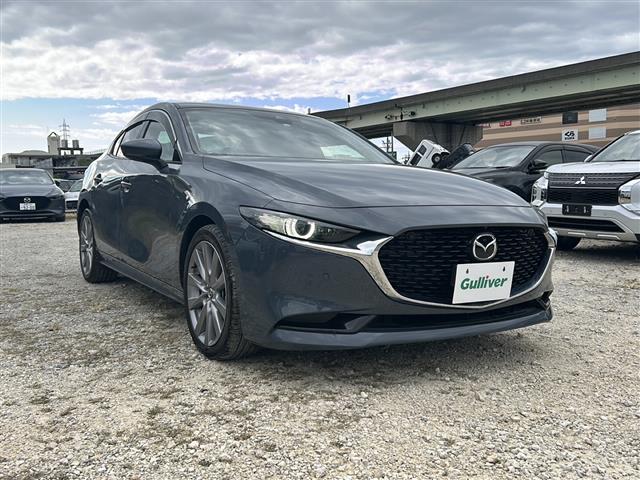 マツダ MAZDA3
