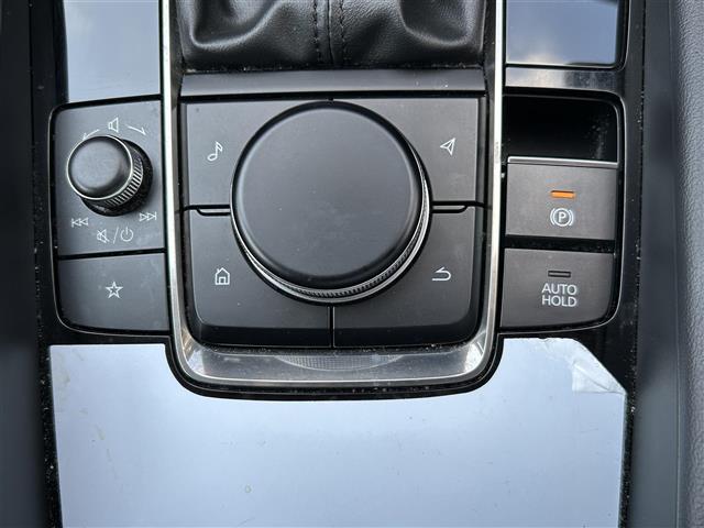 マツダ MAZDA3セダン