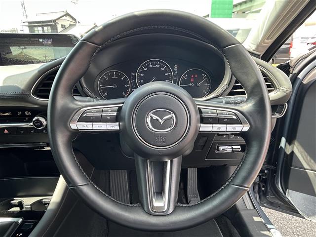 マツダ MAZDA3セダン