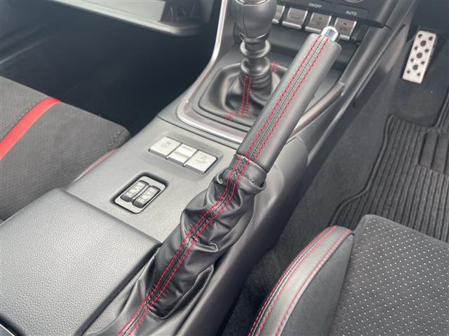 スバル BRZ