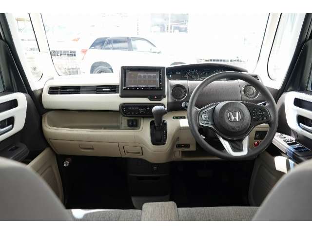 ホンダ N-BOX