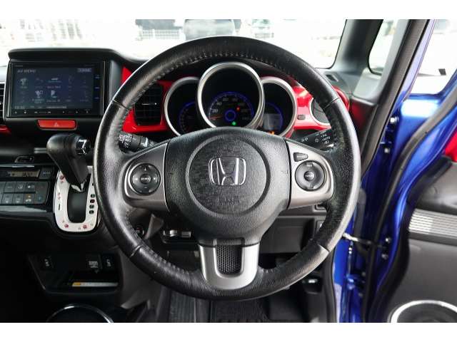 ホンダ N-BOXスラッシュ