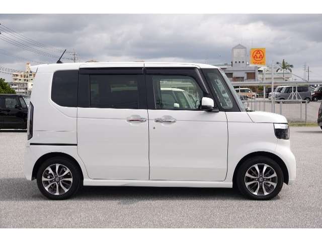 ホンダ N-BOX