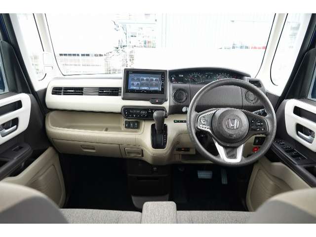 ホンダ N-BOX