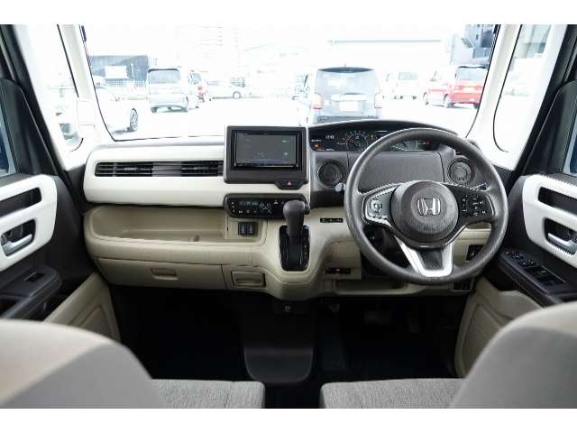 ホンダ N-BOX