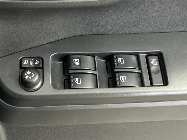 トヨタ ピクシスメガ