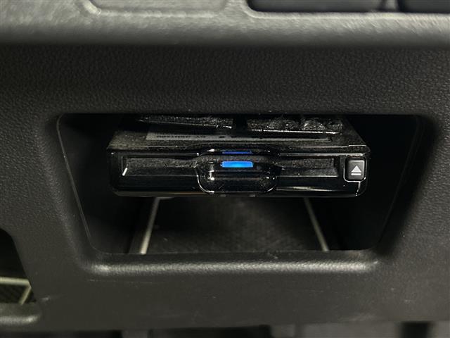 トヨタ ピクシスメガ