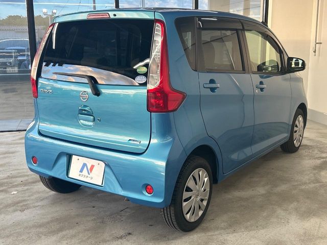 日産 デイズ