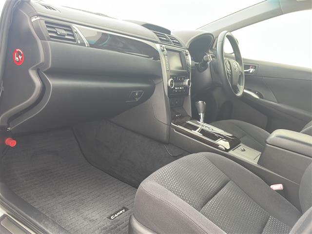 トヨタ カムリハイブリッド