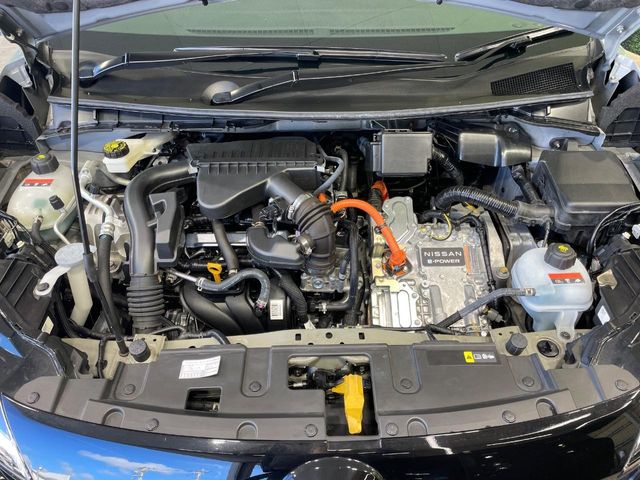 日産 ノートオーラ